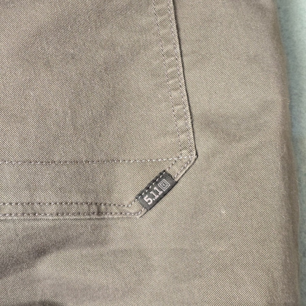 5.11 Tactical Mens Brown Twill 5-Pocket Straight Leg Pants‎ 40x32 - Picture 11 of 11